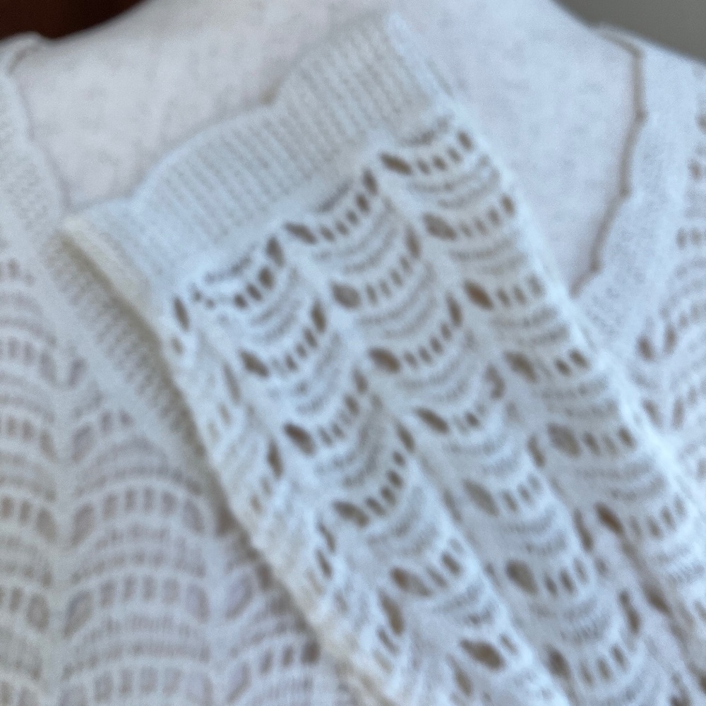 Shrug - Button UP Cropped Cotton Eyelet Knit - Off White - Size Medium NWOT - Picture 4 of 7